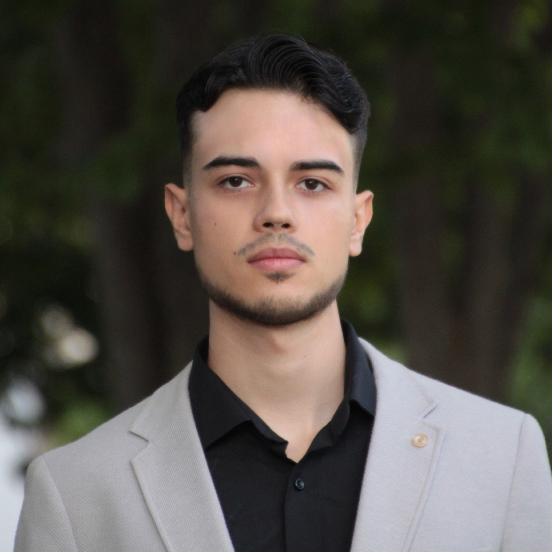 Emanuel Cuadros De Bejar, Gründer von Pi Consulting